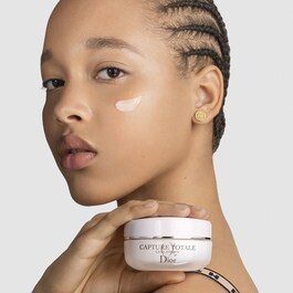 Capture Totale Firming & Wrinkle-Correcting Creme - Total anti-age ansigtscreme