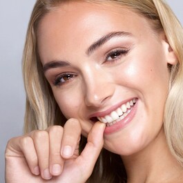 2 Week Supply Teeth Whiteinng Strips