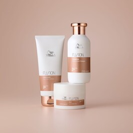 Fusion - Intense repair shampoo for silky hair