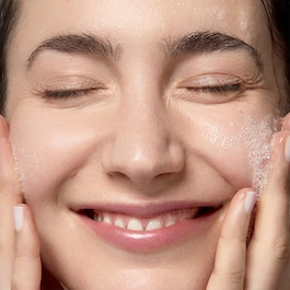 Soy Face Cleanser - Rensepræparat med soja til fjernelse af makeup