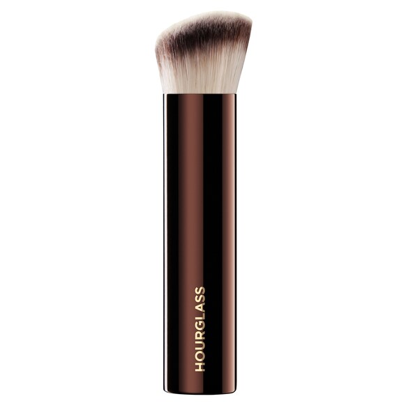 Vanish™ Seamless Finish - Foundation Brush, HOURGLASS