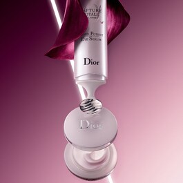 Capture Totale Firming and Wrinkle-Correcting Eye Cream - Pleje til øjenområdet