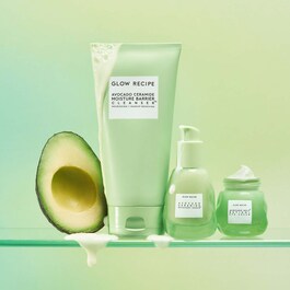 Fugtgivende renseprodukt med avocado og ceramid