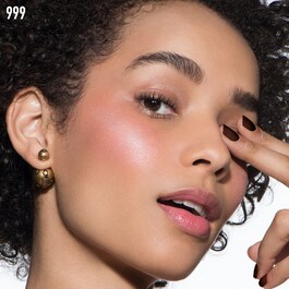 Rouge Blush - Couture Color Powder Blush - Langtidsholdbar