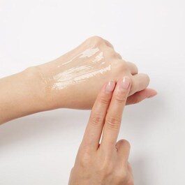 Dewy Glow Jelly Cream - with Jeju Cherry Blossom