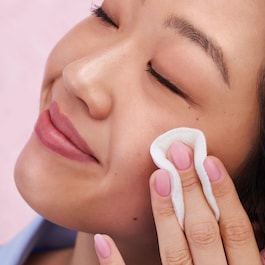 Rose Deep Hydration Facial Toner - Fugtgivende og opstrammende lotion med rose 