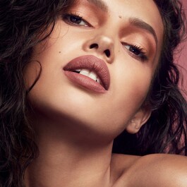 Stunna Lip Paint - Longwear Fluid Lip Color