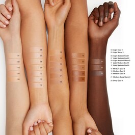 Even Better Clinical Vitamin Makeup - SPF 50 Foundation