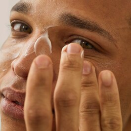 Instant Reset - Brightening Overnight Recovery Gel-Cream With Niacinamide