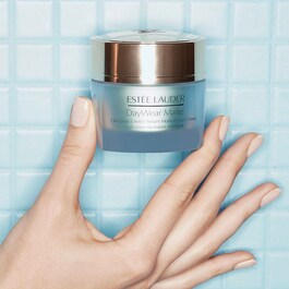DayWear Matte - Oil-Control Gel Creme