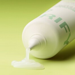 Matterende & fugtende, fedtfri gel-creme- Fugtgivende og matterende pleje