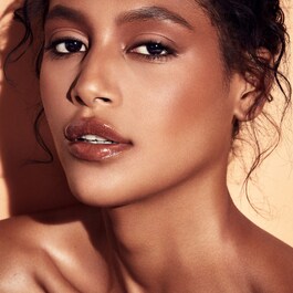 Cheeks Out Freestyle - Cream Bronzer