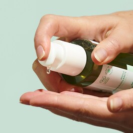 Cleansing oil