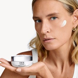 Dior Capture Day Creme - Højtydende korrektion, der trodser alderstegn
