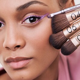 11 - Vegan Eyeliner Brush