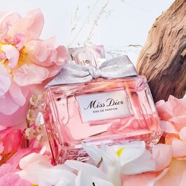Miss Dior - Eau de Parfum - Blomstrede og friske noter