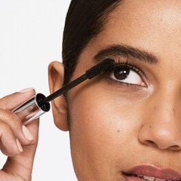 High Impact™ - Mascara