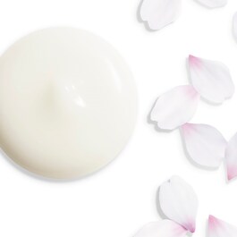 White Lucent - Illuminating Micro-S Serum