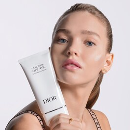 OFF/ON Foaming Cleanser