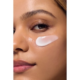 Dynasty Cream- Plejende creme med anti-age fordele