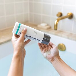 Active Clearing Skin Wash