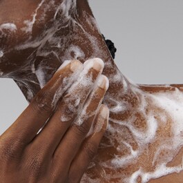 Clarifying face & body cleanser - Face + body cleanser