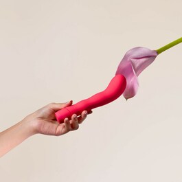 The Romantic - Powerful G-spot vibrator with Organic Shape
