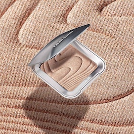 Interstellar - Highlighter Topper