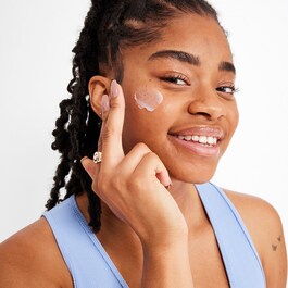 Ultra Repair - Face Moisturizer