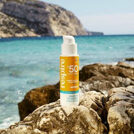 Protecting Sunscreen SPF 50 - Face and Body Sunscreen
