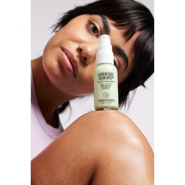 Superfood Skin Drip™ - Udglattende + lysnende serum beriget med grønkål