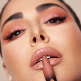 Power Bullet Cream Glow - Lipstick