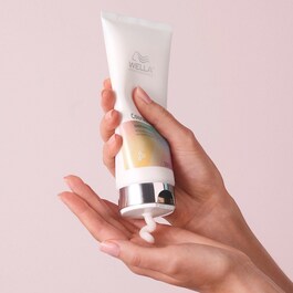 ColorMotion+ - Color Revealing Moisturizing Conditioner