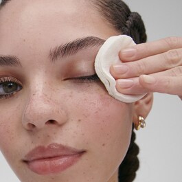 Waterproof eye makeup remover - Kornblomstekstrakt