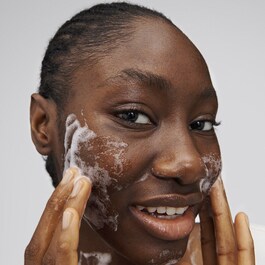 Clarifying face & body cleanser - Face + body cleanser