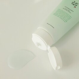 Green Plum Refreshing Cleanser - Rensegel med lav pH-værdi