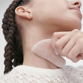 Gua Sha Quartz Rose - Ansigt og hals
