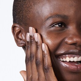 Perfect Canvas - Smooth, Prep & Plump Essence
