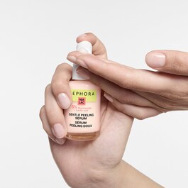 Skånsomt peeling-serum – Udjævnende niacinamid og eksfolierende mælkesyre 