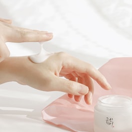 Dynasty Cream- Plejende creme med anti-age fordele