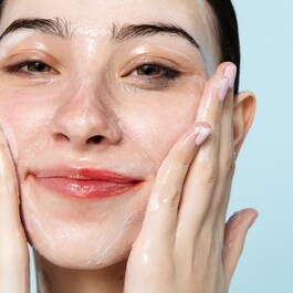 2-in-1 Cleansing Oil + Makeup remover