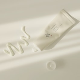 Relief Sun: Rice + Probiotics SPF50+ - Solbeskyttelse med ris og probiotika