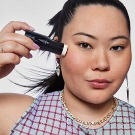 Pore Eclipse Matte Blur Stick - Ikke-komedogen matterende og slørende stift