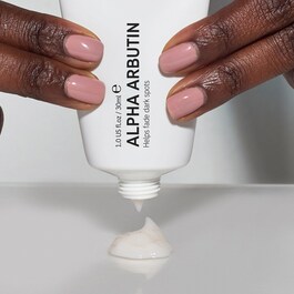 Lysnende serum med Alpha Arbutin