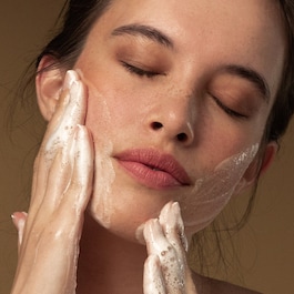 Antipodes Gospel Vitamin C - Skin-Glow Gel Cleanser