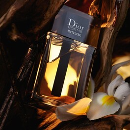 Dior Homme Intense - Eau de parfum - Træagtige noter af rav, iris og vanilje